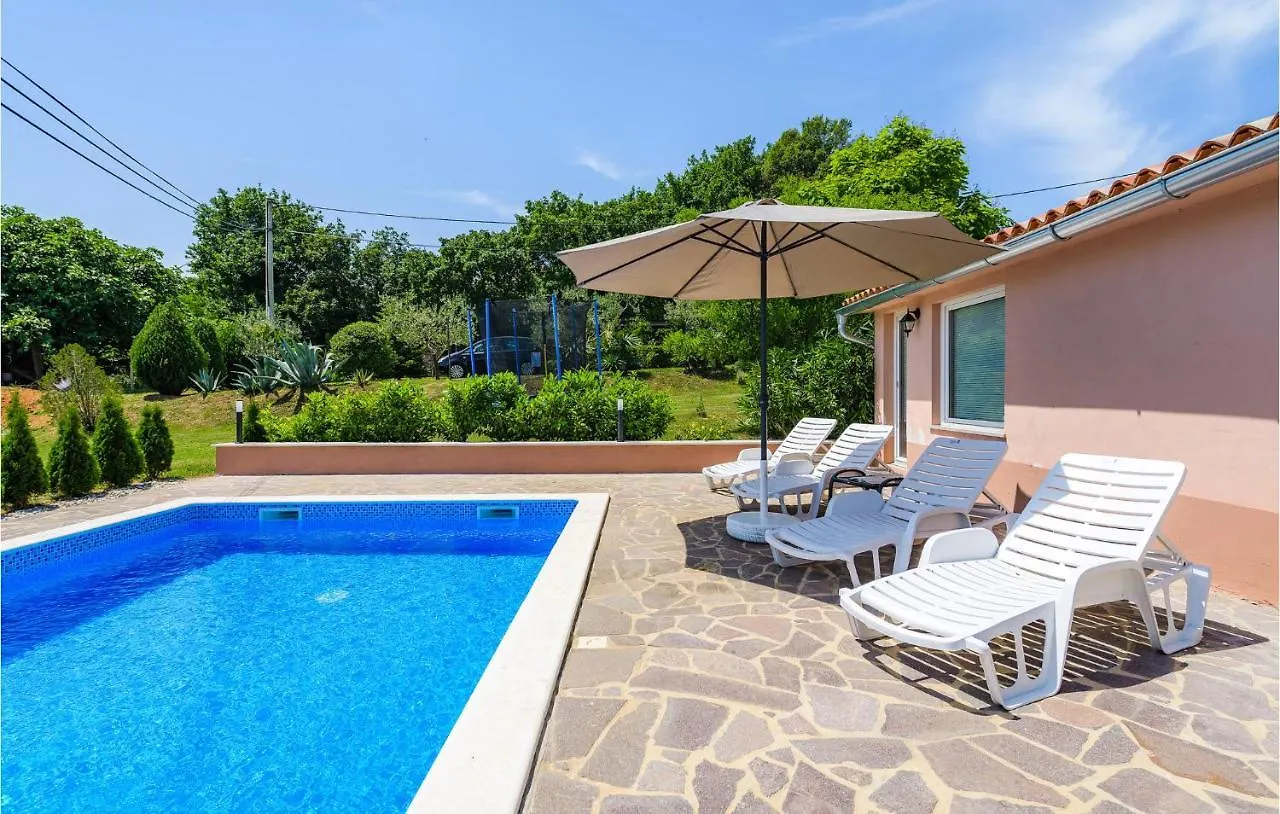 Amazing Apartment In Podpican With Kitchen Šumber