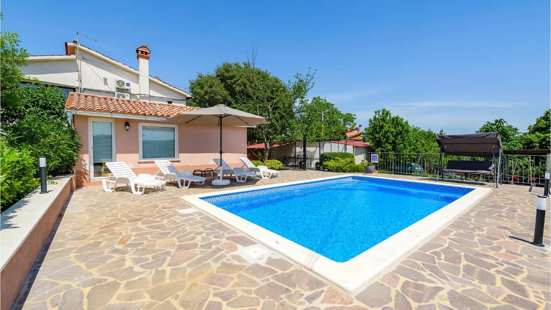Amazing Apartment In Podpican With Kitchen Šumber
