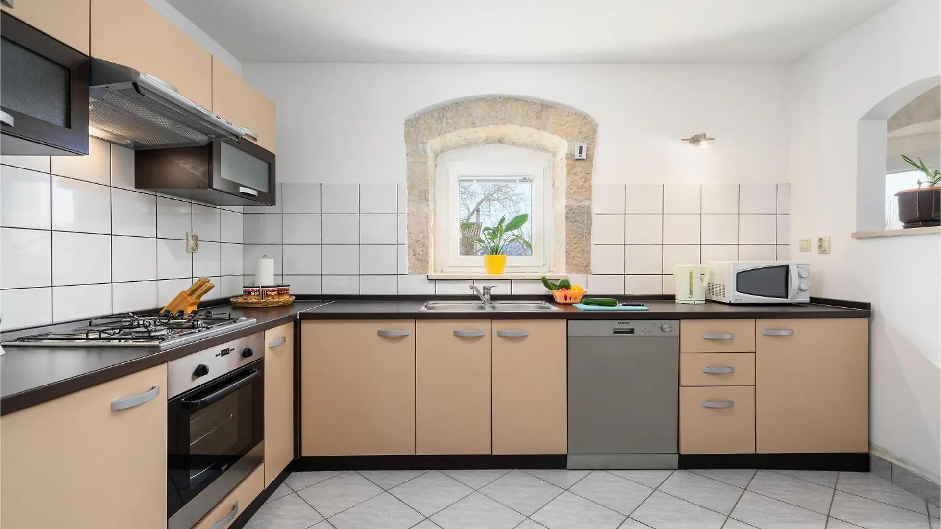 Amazing Apartment In Podpican With Kitchen Šumber 克罗地亚
