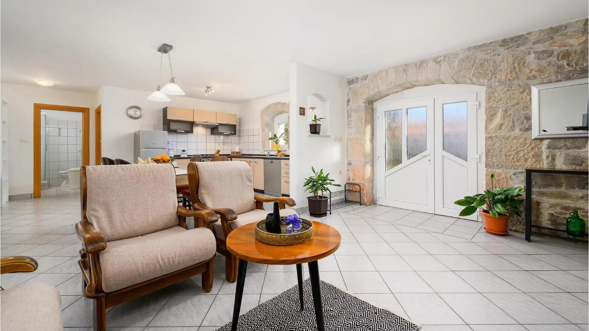 Amazing Apartment In Podpican With Kitchen Šumber